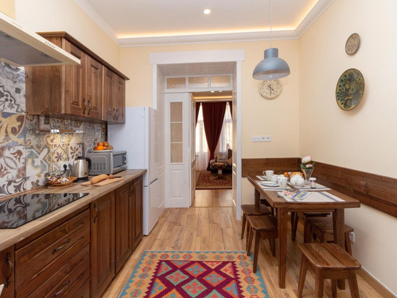 Lviv Suites At Pidmurna St. 20 Buitenkant foto